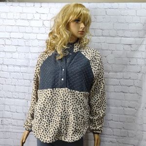 Maurices Medium cream and gray 1/2 button up top